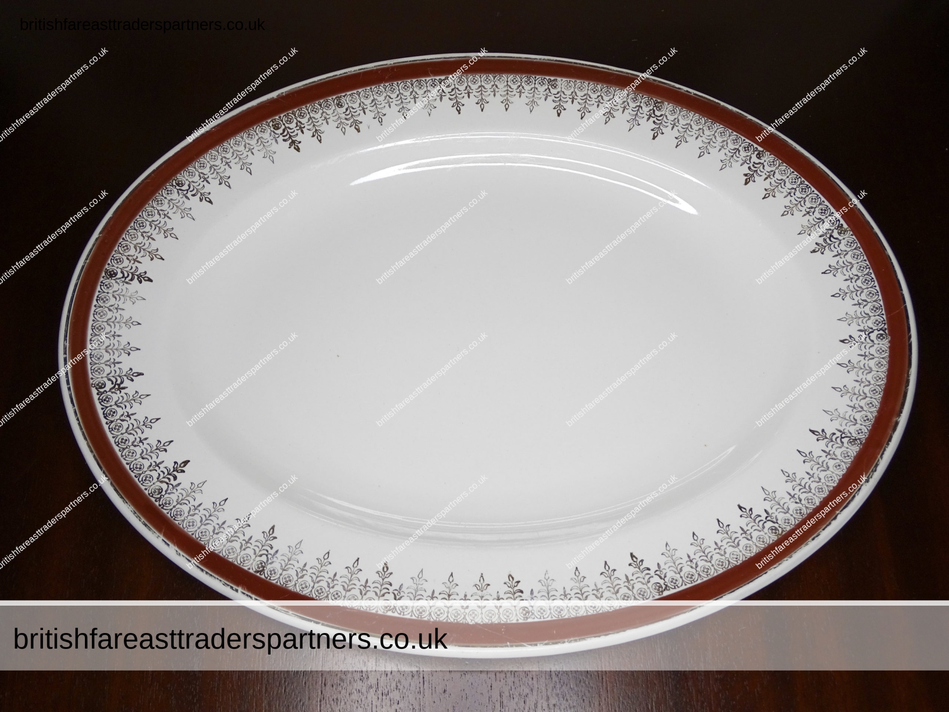 VINTAGE ALFRED MEAKIN ENGLAND ROYALTY / CROWN GLO-WHITE IRONSTONE ENGLISH CHRISTMAS FESTIVE DINNERWARE SERVING PLATTER DISH CIRCA 1945