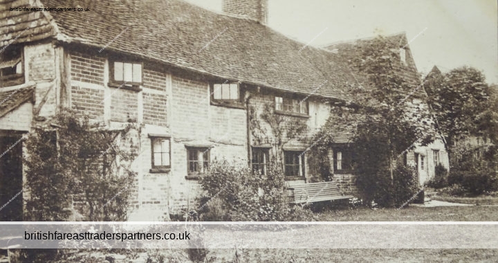 VINTAGE SIX BELLS COTTAGE NEWDIGATE 1921 SURREY, ENGLAND VULCAN SERIES PUBLISHED BY M. DEAN  COLLECTABLE RPPC Post Card HISTORICAL / TOPOGRAPHICAL / TOURISM / TRAVEL / ARCHITECTURE