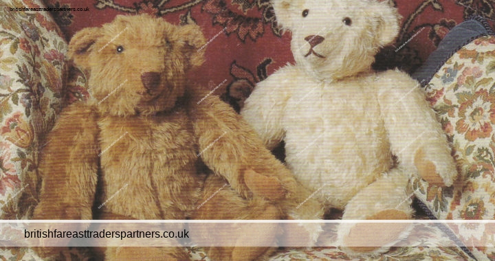 VINTAGE “CREAM & BROWN TEDDY BEARS” WOMAN & HOME BEARS COLLECTABLE Postcard