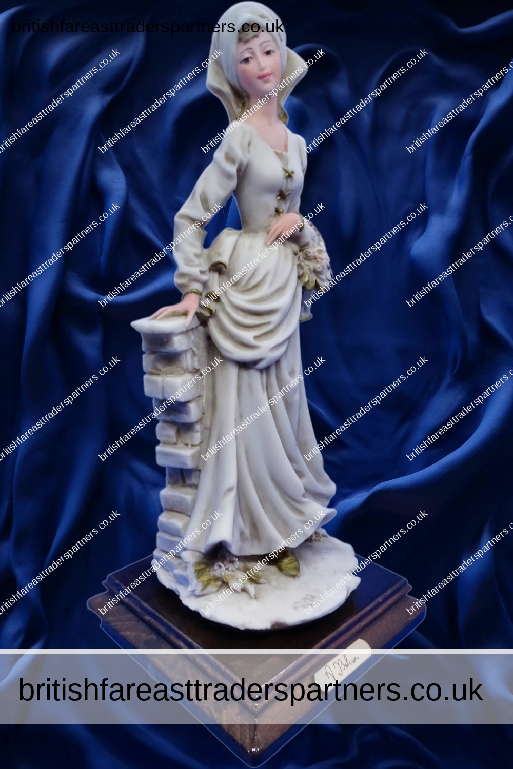 VINTAGE BELCARI FIGURINE WOMAN CARRYING A FLOWER BASKET “SIGNED A BELCARI”  VINTAGE | ITALY / ITALIAN | PRIEST MARIANS GIFTWARE (PMG) FASHION | BEAUTY | CULTURE | LIFESTYLE |  DECORATIVE COLLECTABLES | FIGURINES