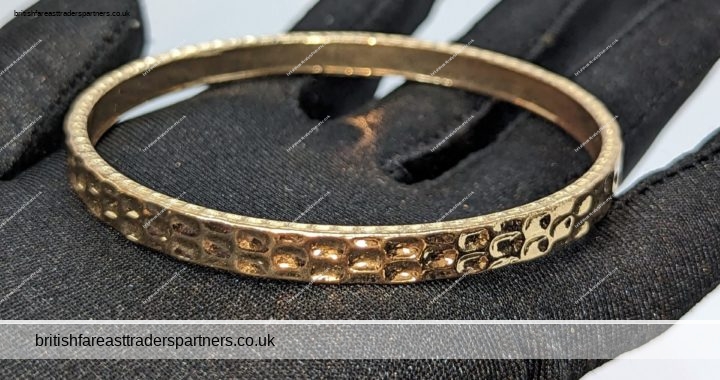 GOLD TONE Faux Hammered Effect BRASS BANGLE