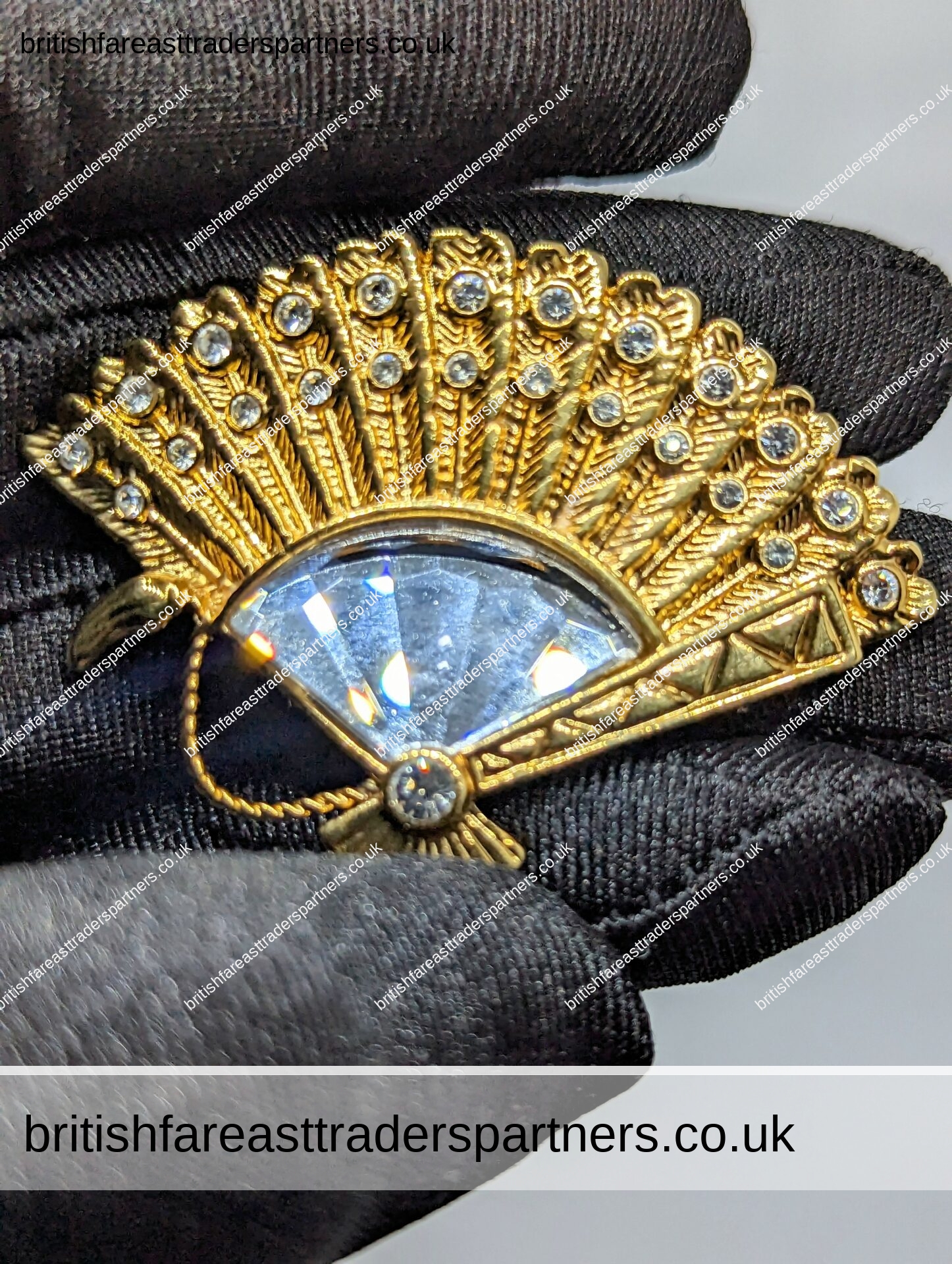 SWAROVSKI Glass & Crystals Peacock Fan Gold tone Safety BROOCH