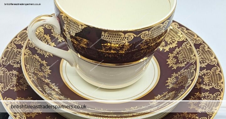 Vintage Stunning MIDWINTER ENGLAND Semi-porcelain Trio of plate, cup and saucer