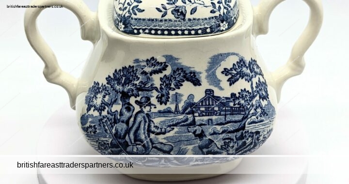 VINTAGE 1982 The Hunter by MYOTT England Blue & White Sugar Pot with Lid