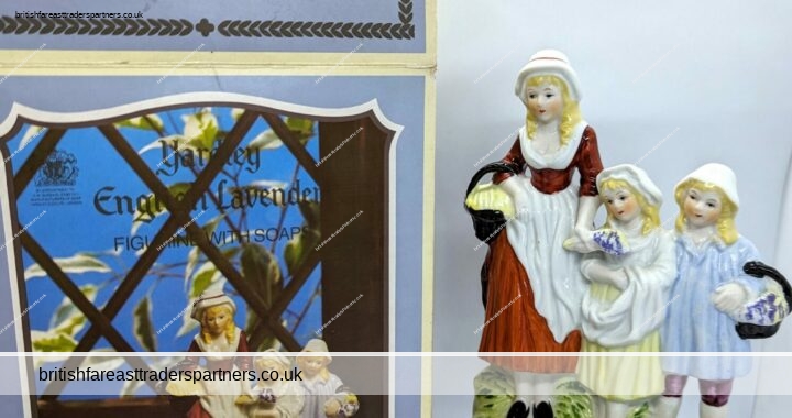 VINTAGE YARDLEY English Lavender Fine Porcelain Figurine with 2 Soaps Gift Set