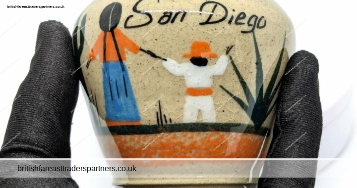 VINTAGE San Diego (California USA) AMERICAN Folk Art Sandstone Posy VASE