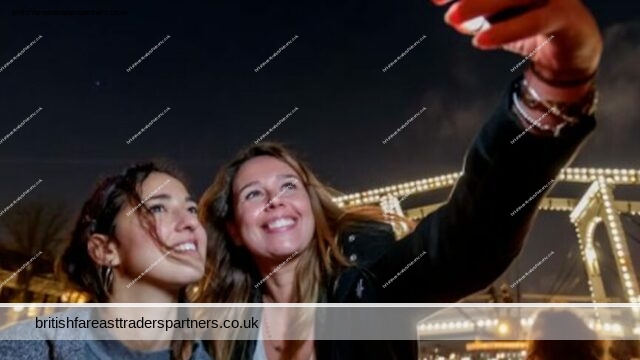 Tickets for Amsterdam: Lovers Night Canal Cruise from Central Station